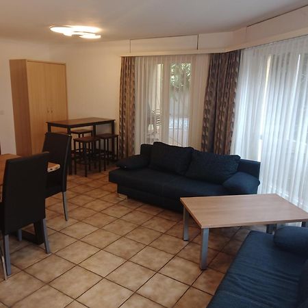 Apart Holidays - Residenza Flora Локарно Экстерьер фото
